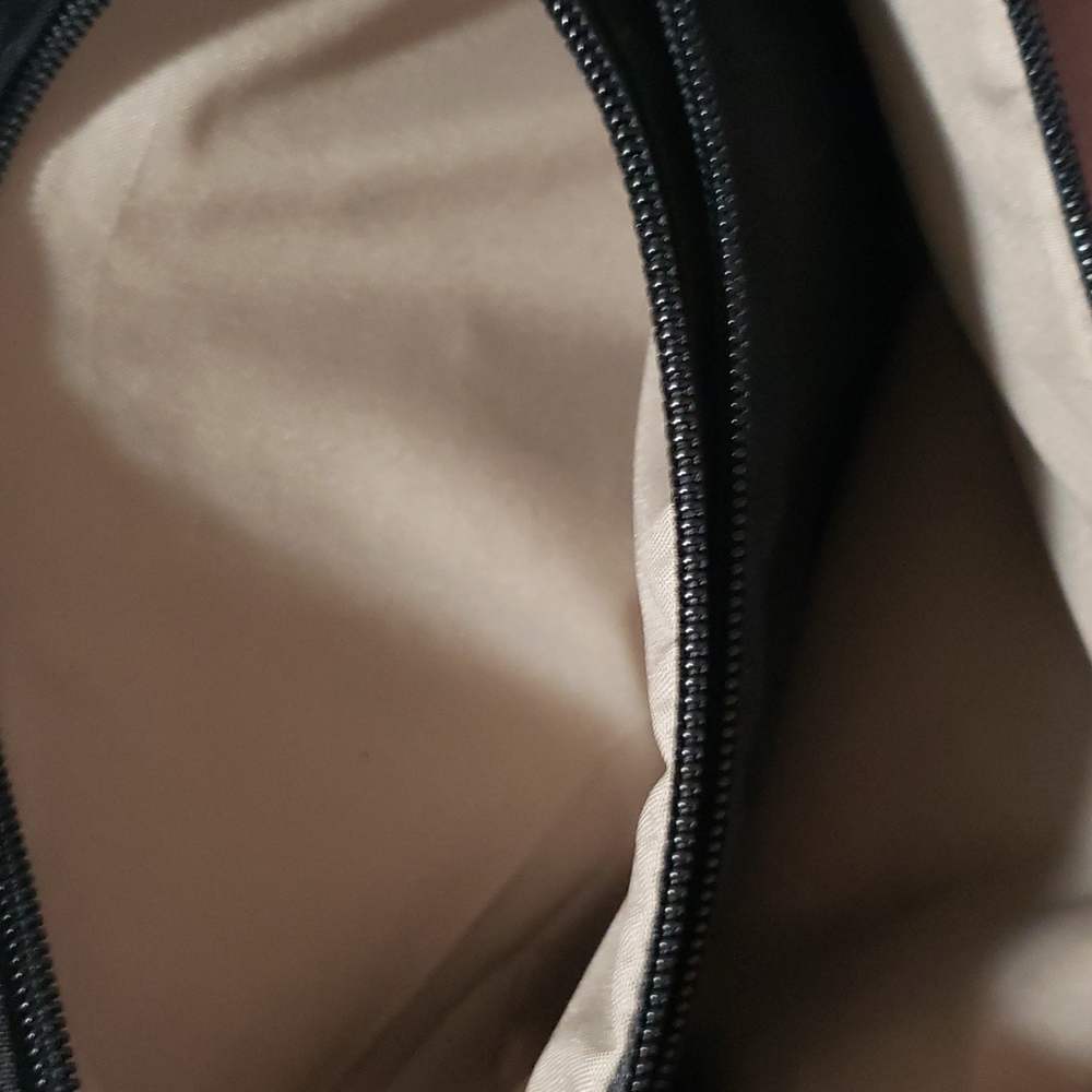 Baggallini black cross body bag - Picture 4 of 5